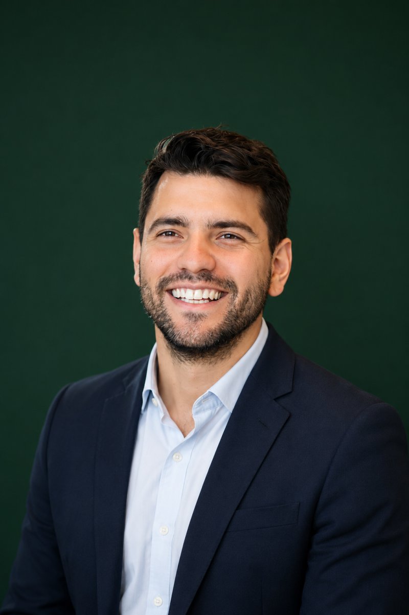 Robert Santiago